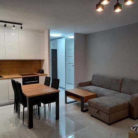 Tauzen Apartaments 18 Katowice Exterior foto